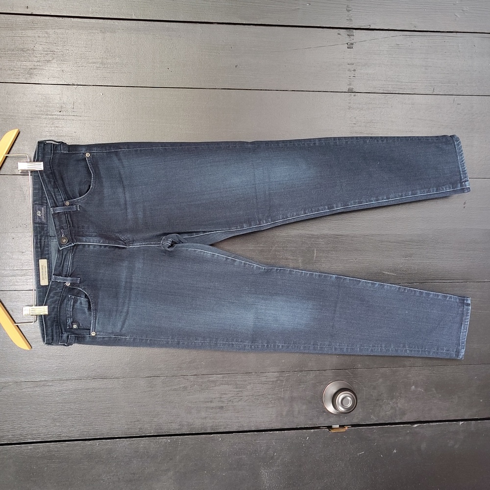 👖 AG Adriano Goldschmied Stevie Dark Blue Skinny Jeans. Size 30R